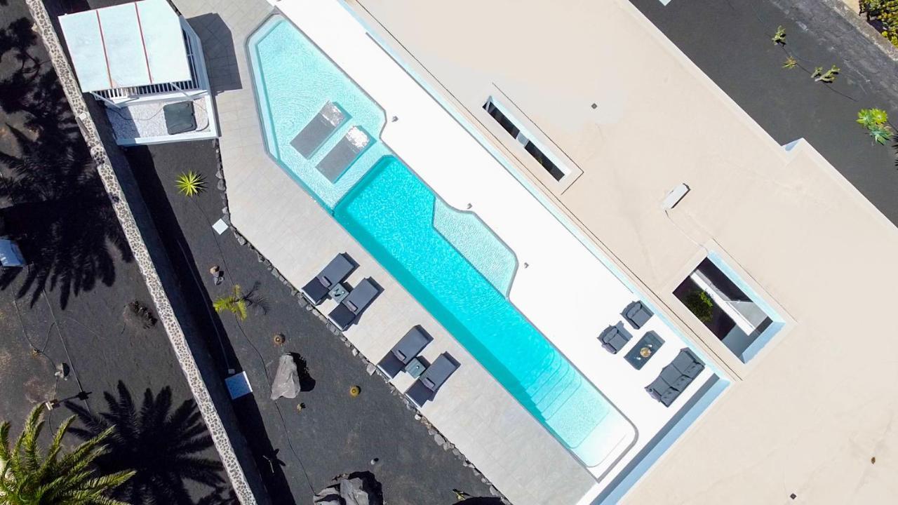Valhalla Villa Playa Blanca  Exterior photo